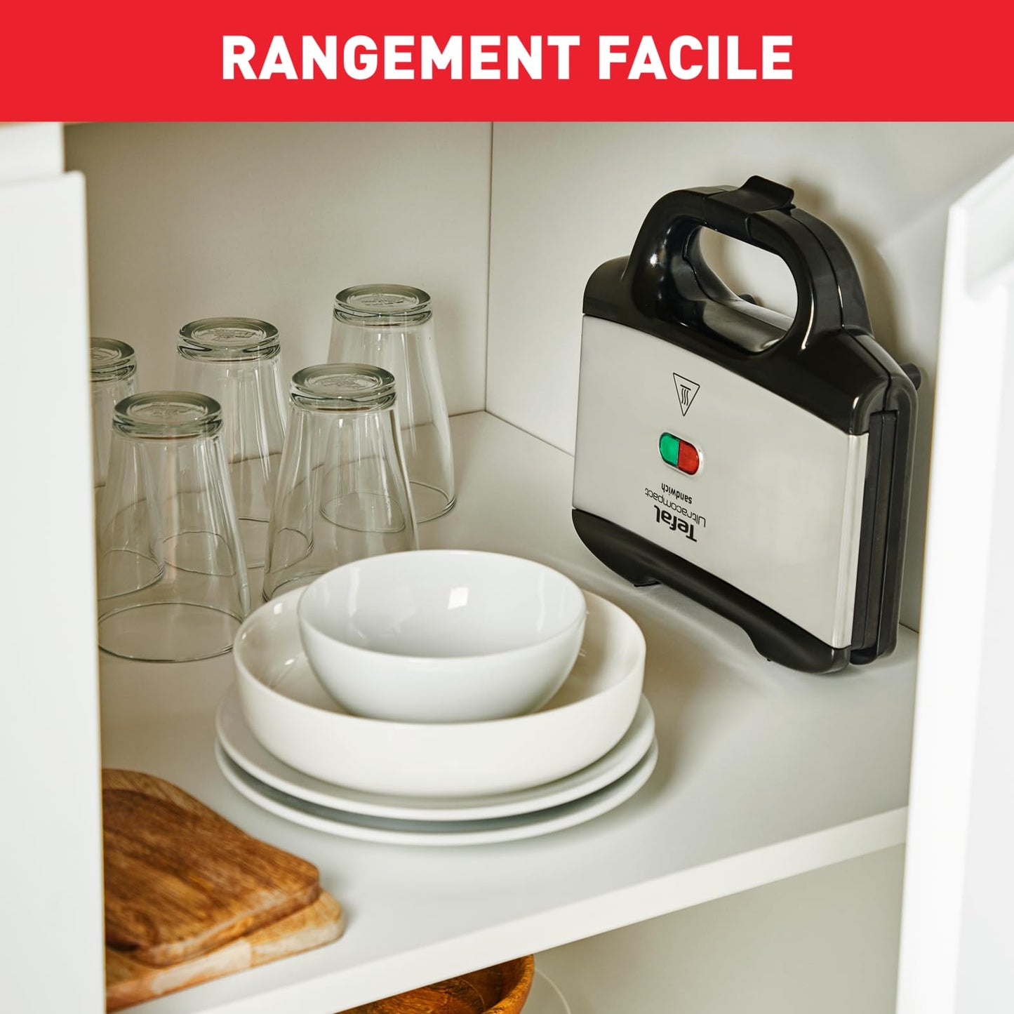 Tefal Appareil à croque-monsieur, Rapide et puissant, Rangement facile, Revêtement antiadhésif, Verrouillage pour plus de sécurité, Poignée thermorésistante, Ultracompact SM155212